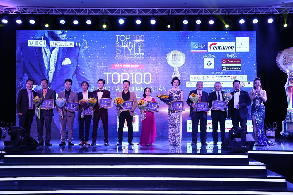 Nam Hương Media & Event tiếp tục thành công với chương trình Lễ vinh danh Top 100 Phong Cách Doanh Nhân 2015