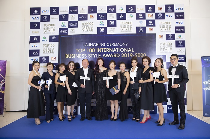 Nam Hương Corp thực hiện thành công Lễ phát động Top 100 Phong Cách Doanh Nhân Quốc Tế 2019 – 2020 với sự tham gia của 300 khách trong và ngoài nước